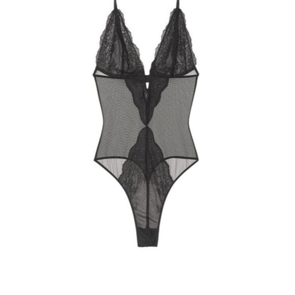 Victoria's Secret V-wire Plunge Very Sexy Lace Teddy Beige Medium NWT - Picture 5 of 16